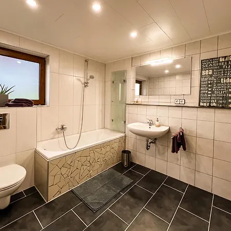 Grosse In Den Weinbergen Appartement